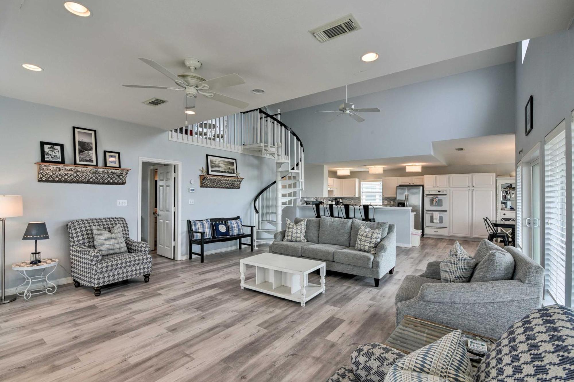 Oceanfront Galveston Home - Walk To Beach! Eksteriør bilde